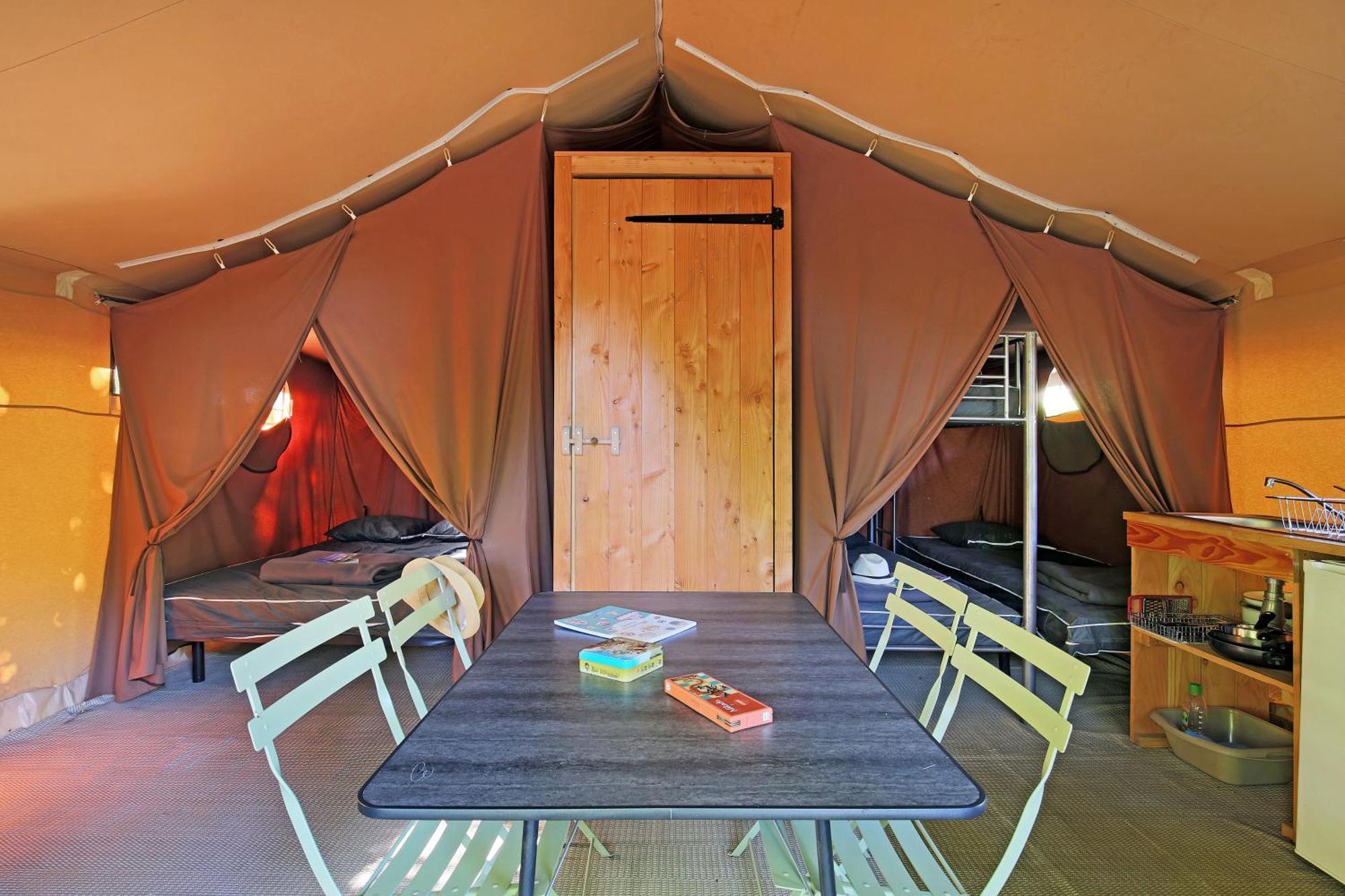 Huttopia La Plage Blanche Ounans Habitación foto