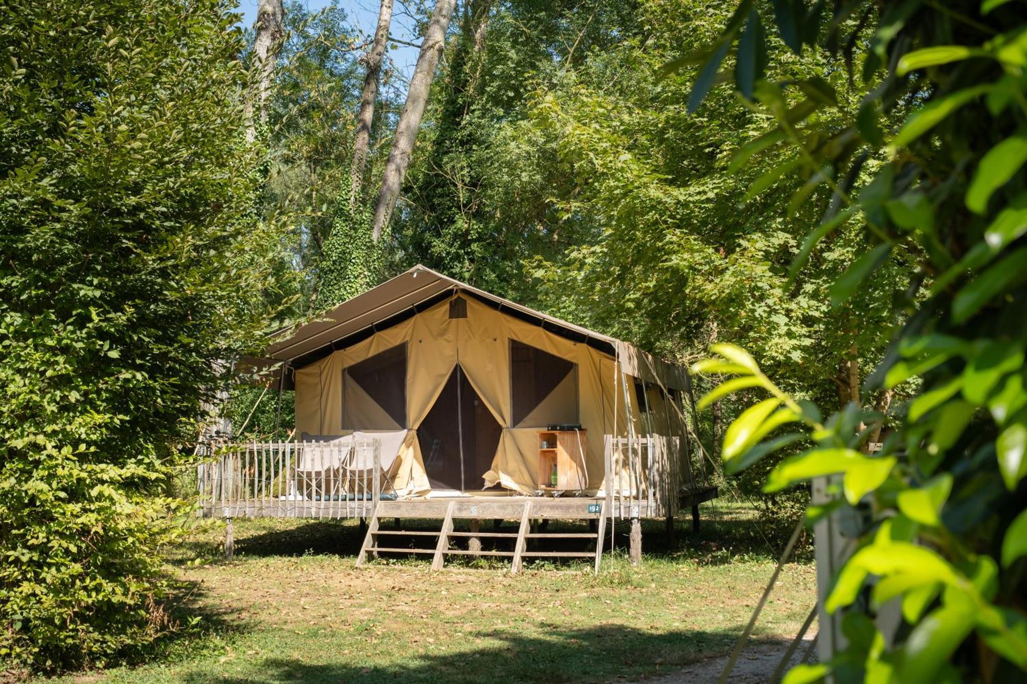 Huttopia La Plage Blanche Ounans Exterior foto